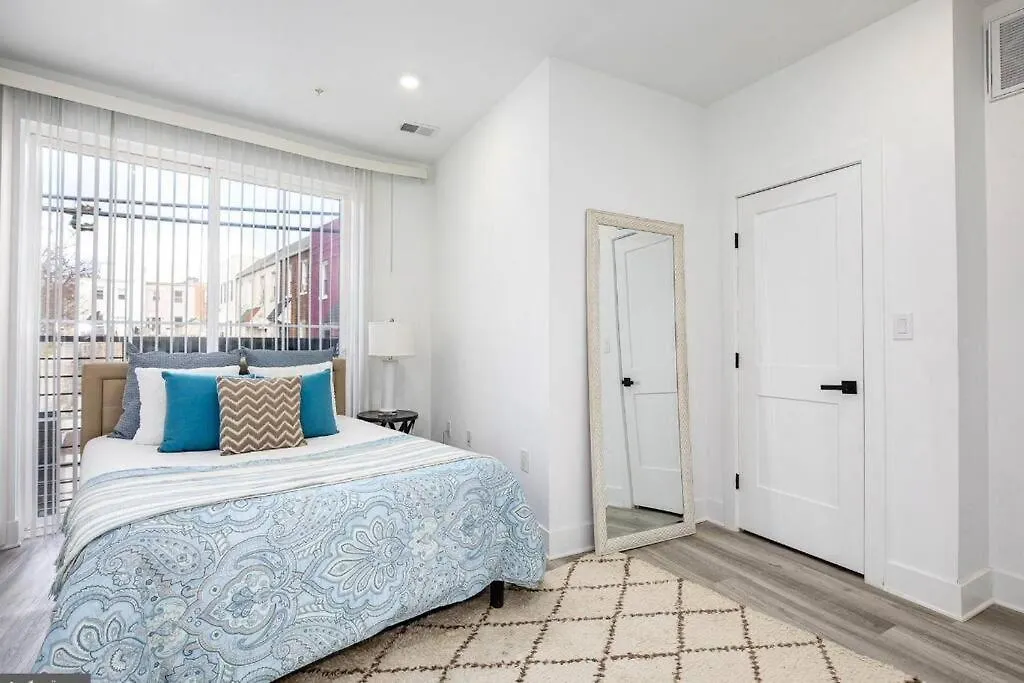 Amazing Capital Hill Apt , Step Away Gym, Shopping-1